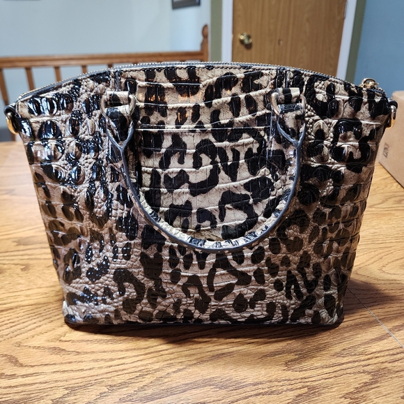 Brahmin Duxbury Snow Leopard Excellent Condition - Picture 9 of 15